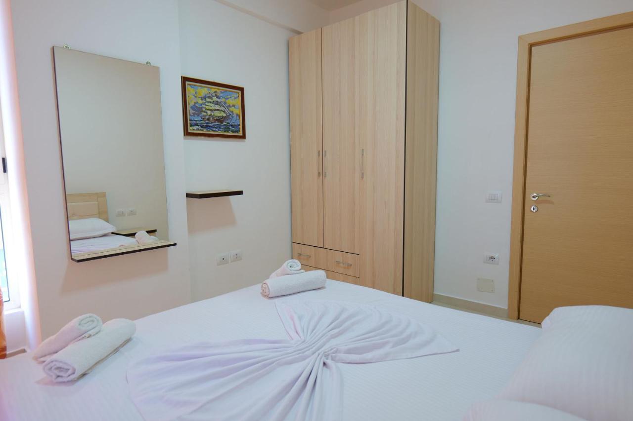 Almare Apartments Vlorë 外观 照片