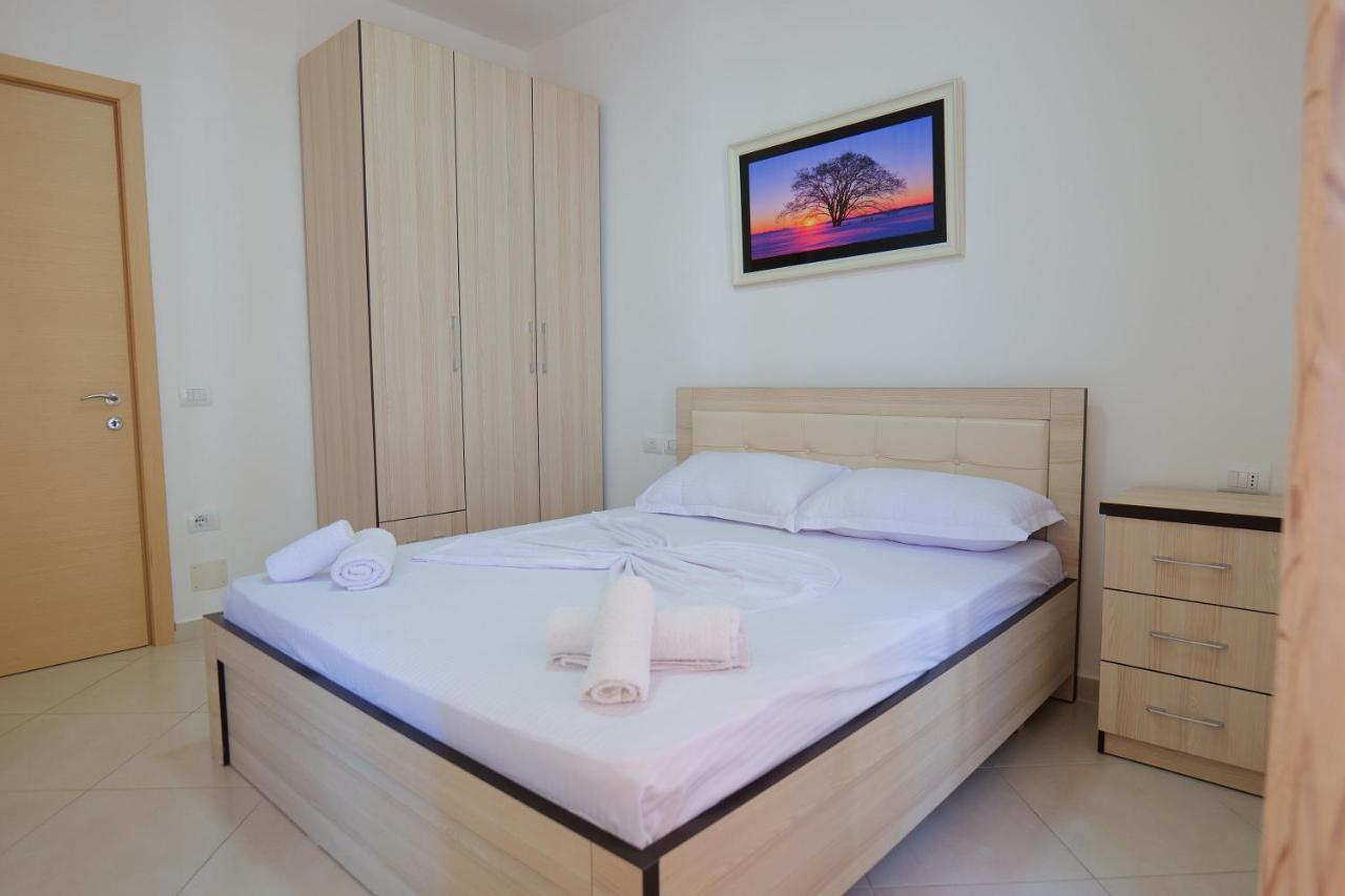 Almare Apartments Vlorë 外观 照片