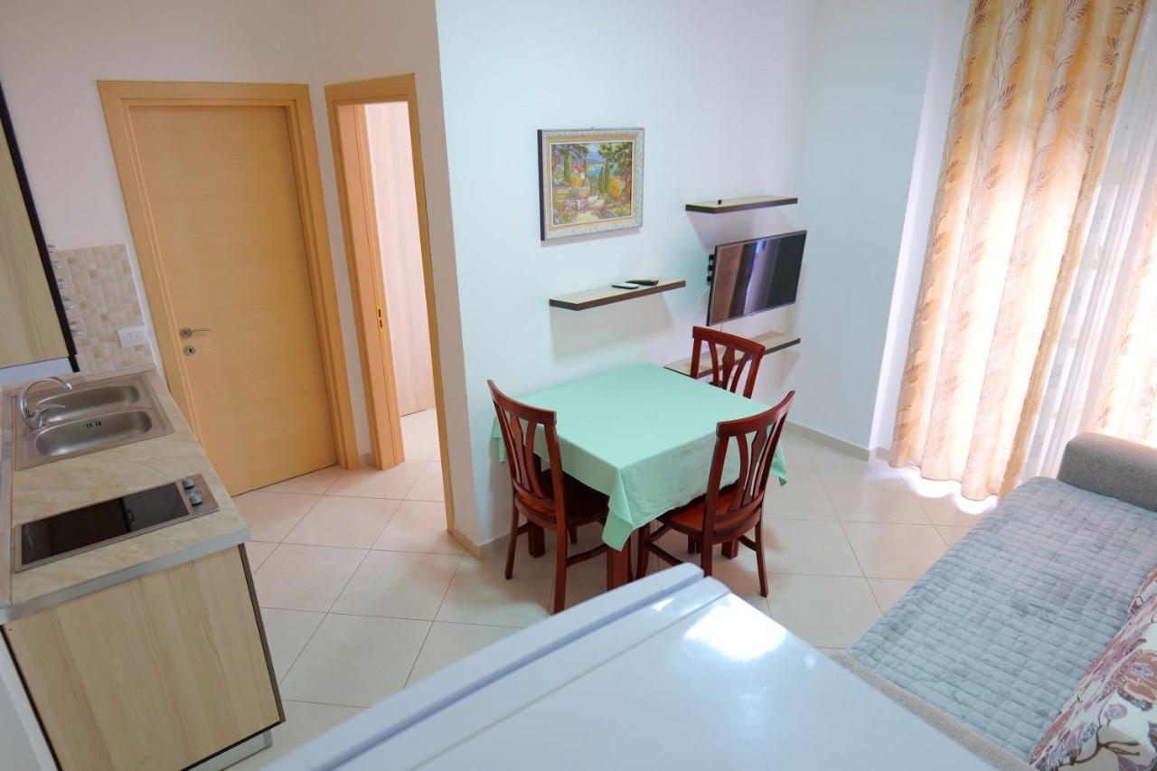 Almare Apartments Vlorë 外观 照片