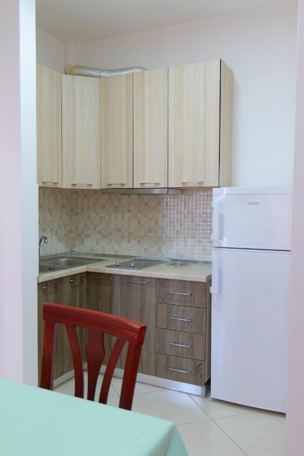 Almare Apartments Vlorë 外观 照片