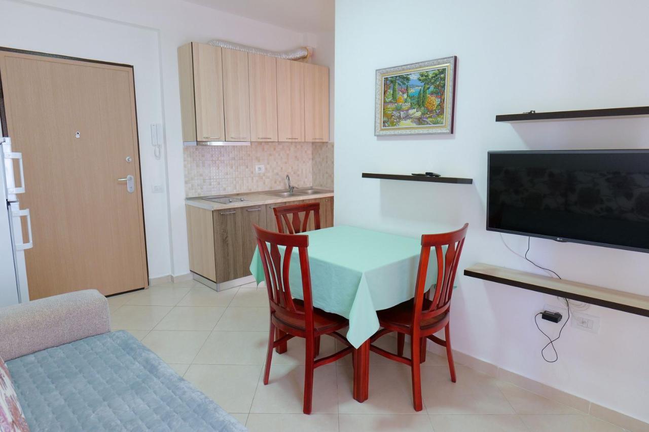 Almare Apartments Vlorë 外观 照片